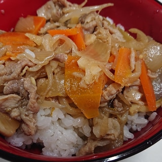 生姜香る野菜たっぷり豚丼＊